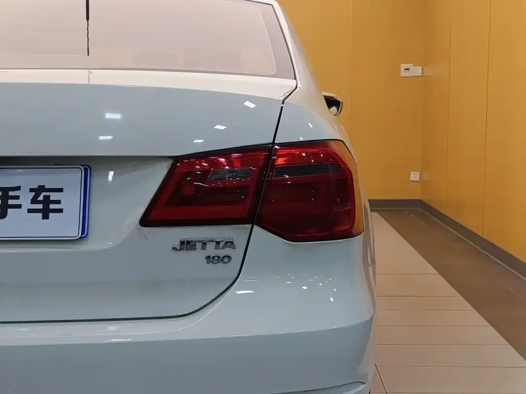Volkswagen Jetta — миниатюра 31