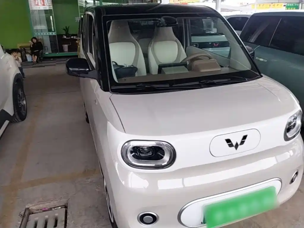 Wuling MINIEV — миниатюра 4