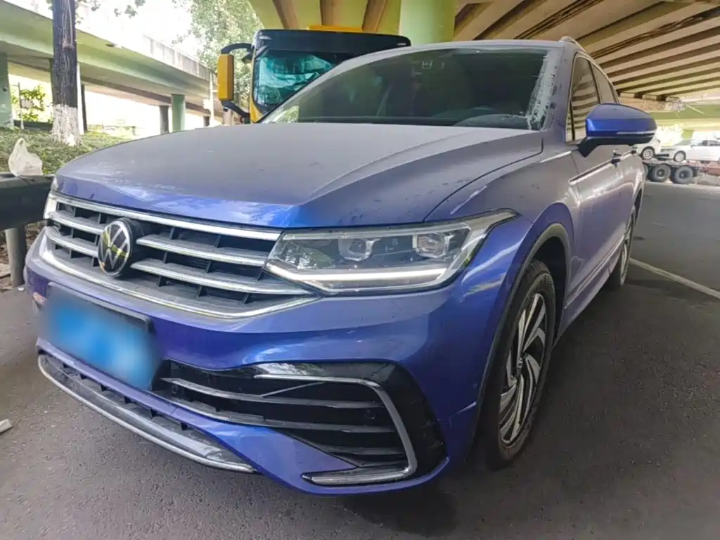 Volkswagen Tiguan L — миниатюра 2