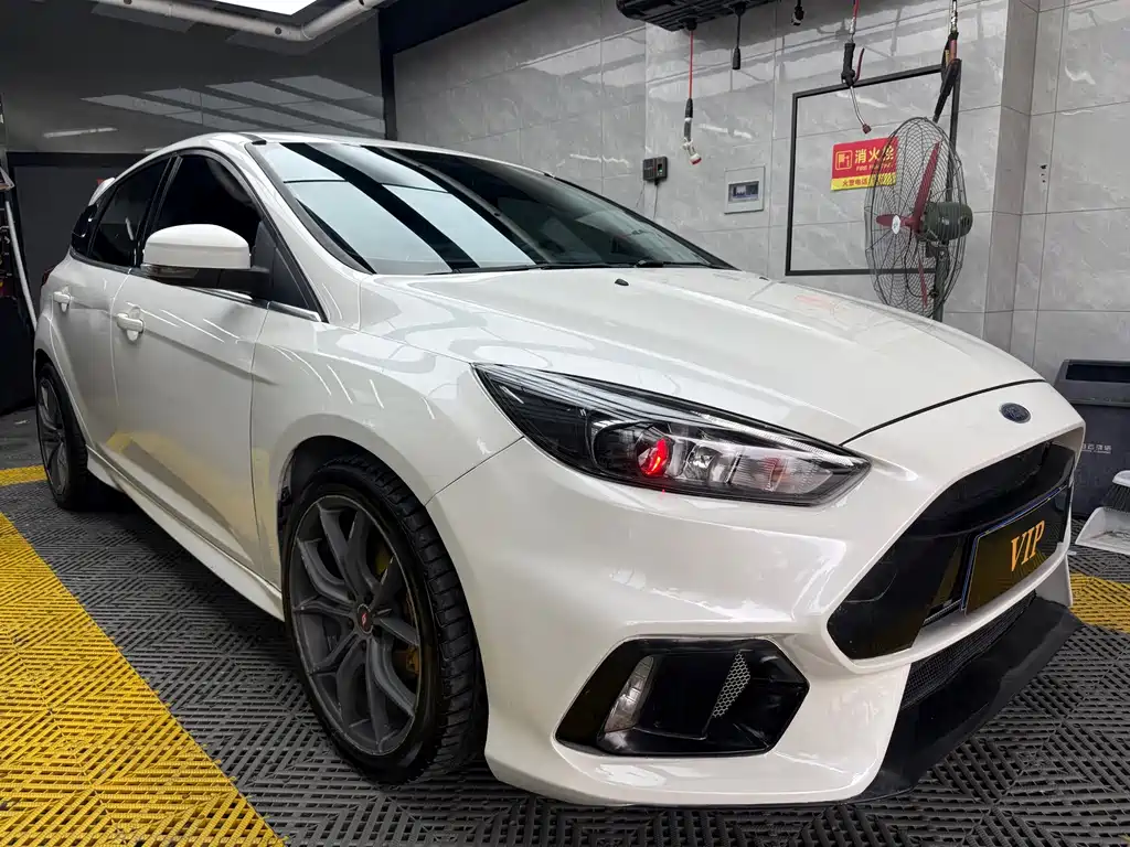 Ford Focus — миниатюра 3