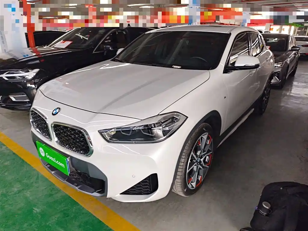 BMW X2
