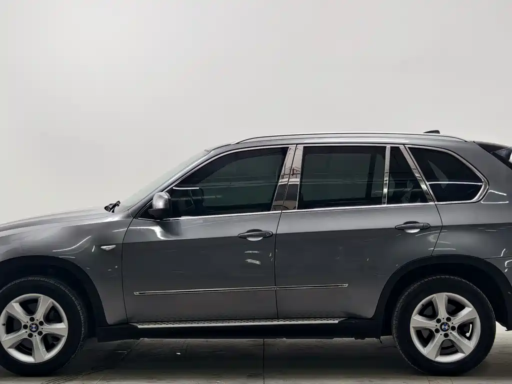BMW X5 (Import) — миниатюра 7