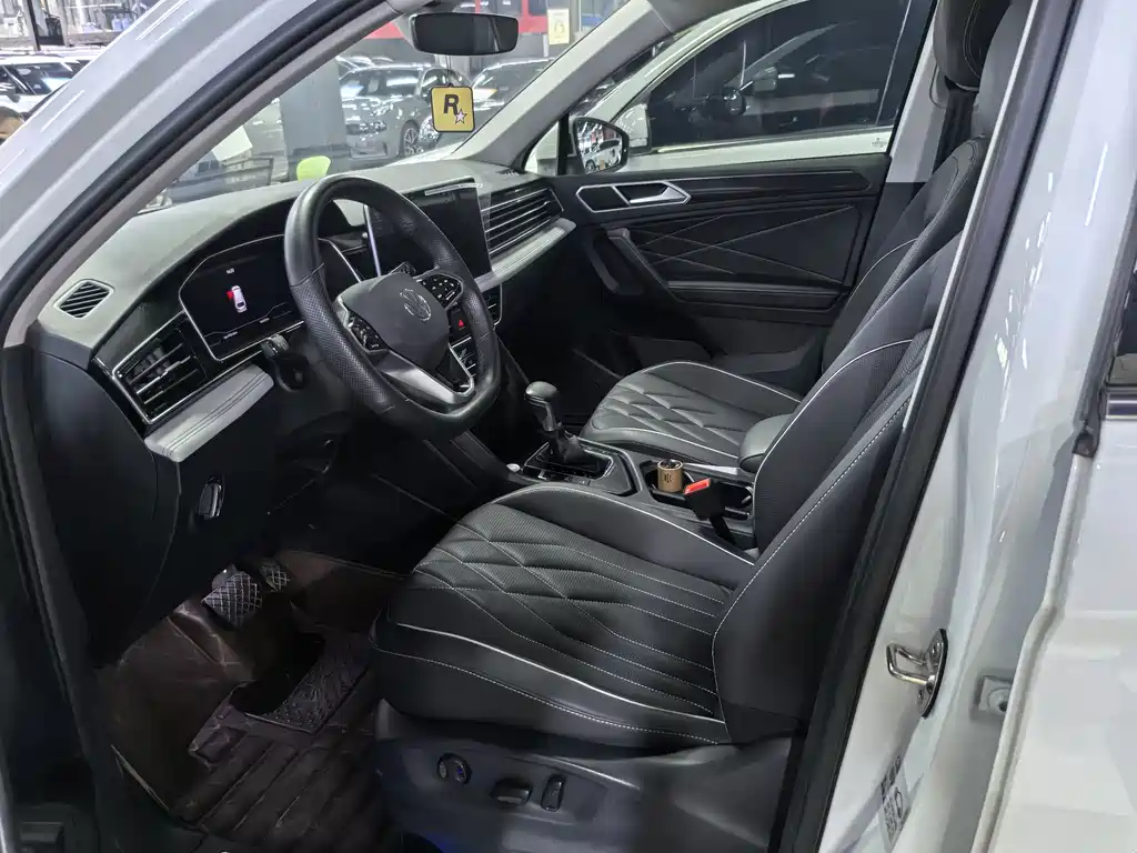 Volkswagen Tiguan L PHEV 430PHEV 插电混动旗舰版, фото 6