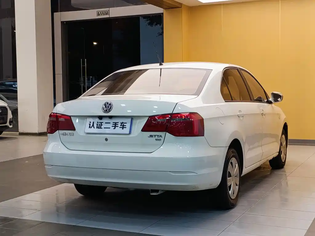Volkswagen Jetta — миниатюра 33