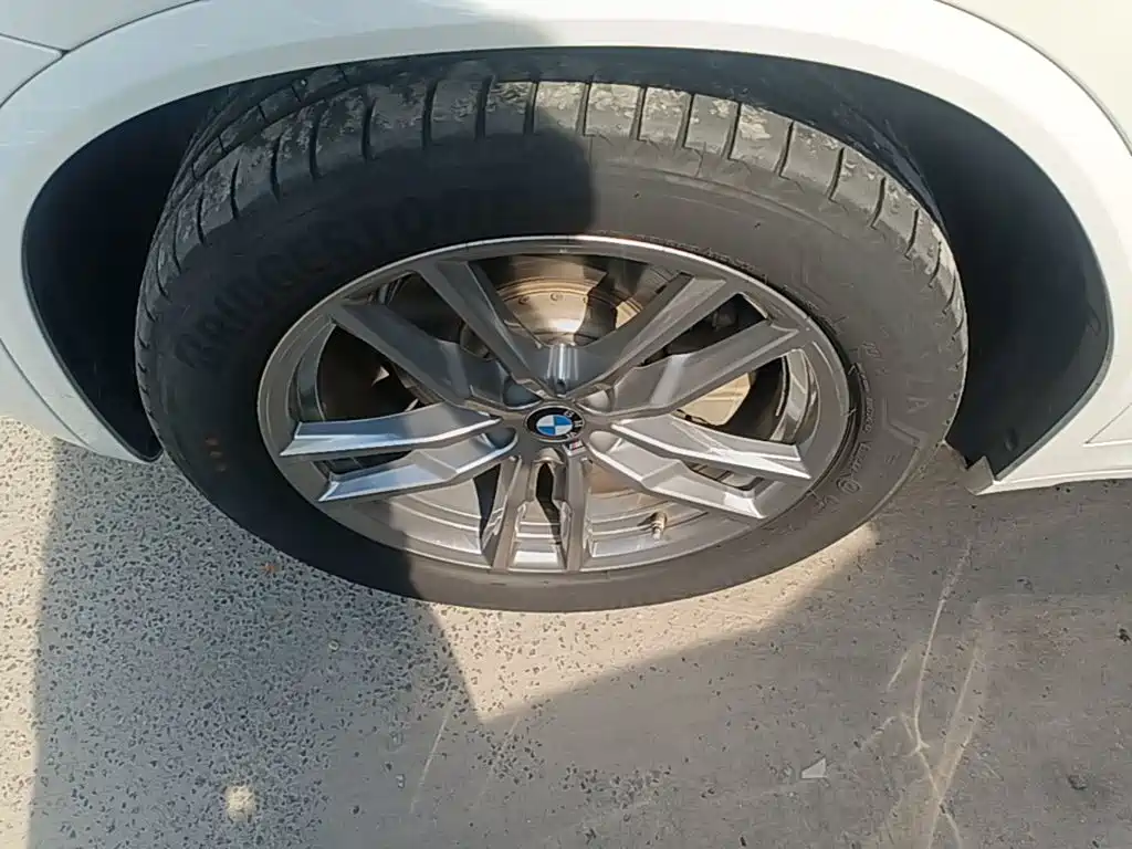 BMW X4 — миниатюра 23
