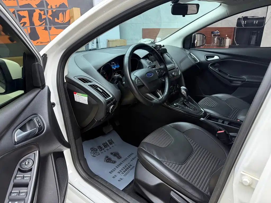 Ford Focus — миниатюра 6