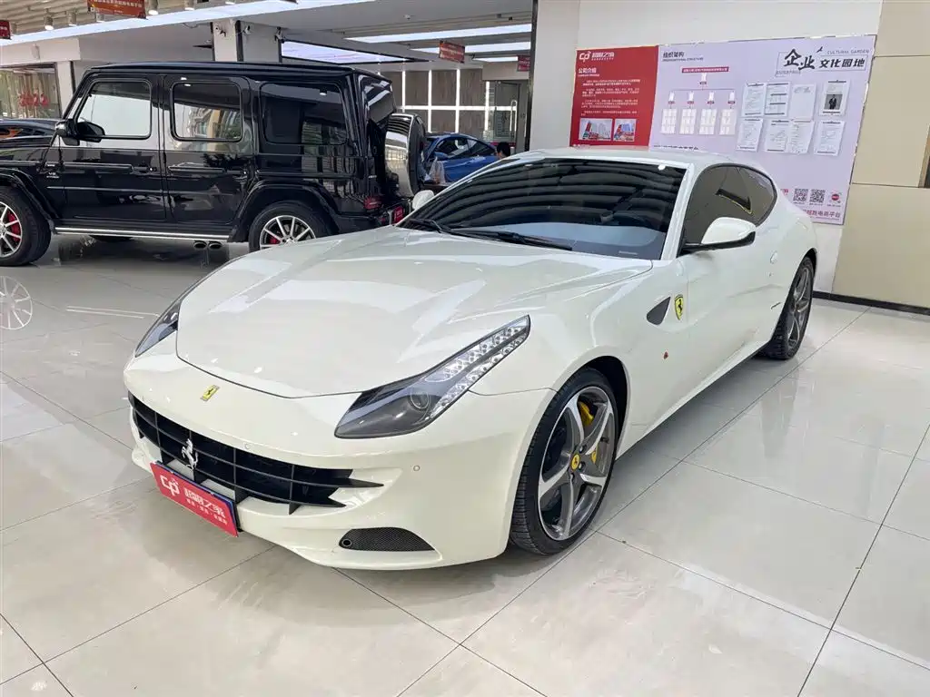 Ferrari FF 2013