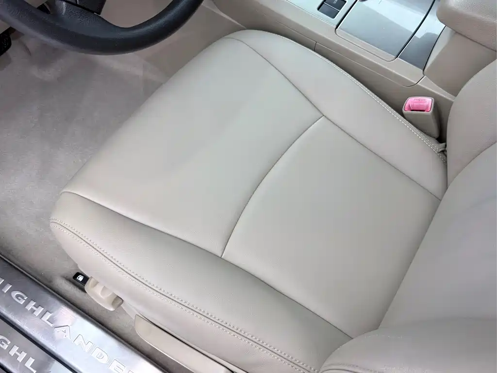 Toyota Highlander — миниатюра 10