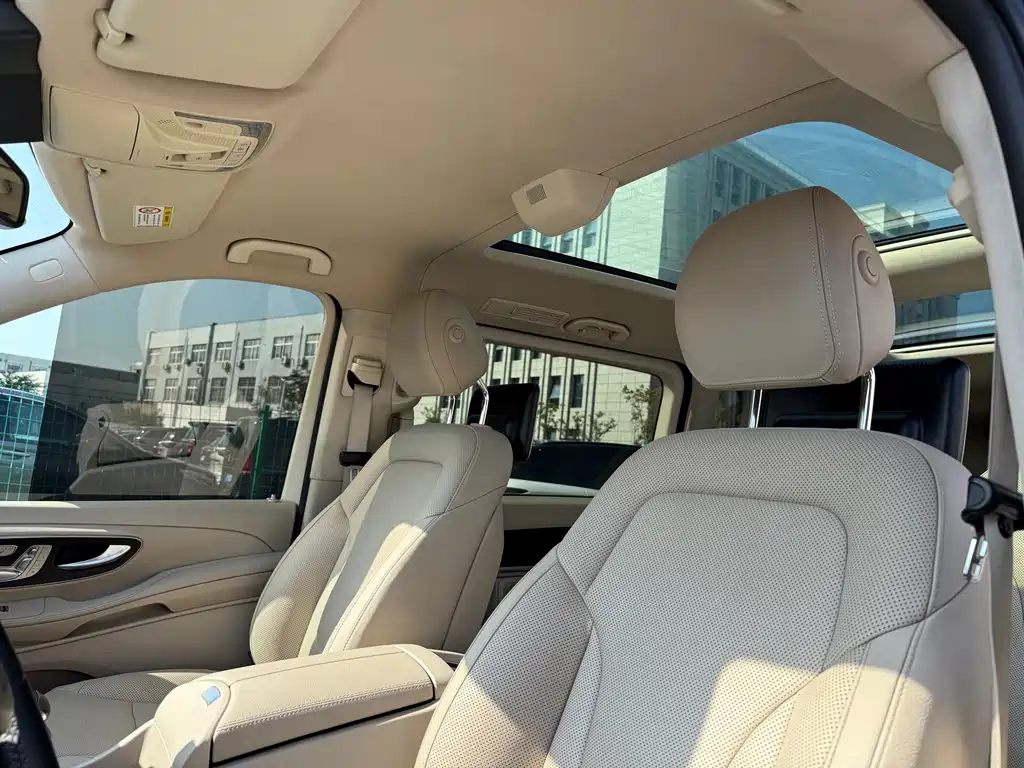 MERCEDES-BENZ V CLASS