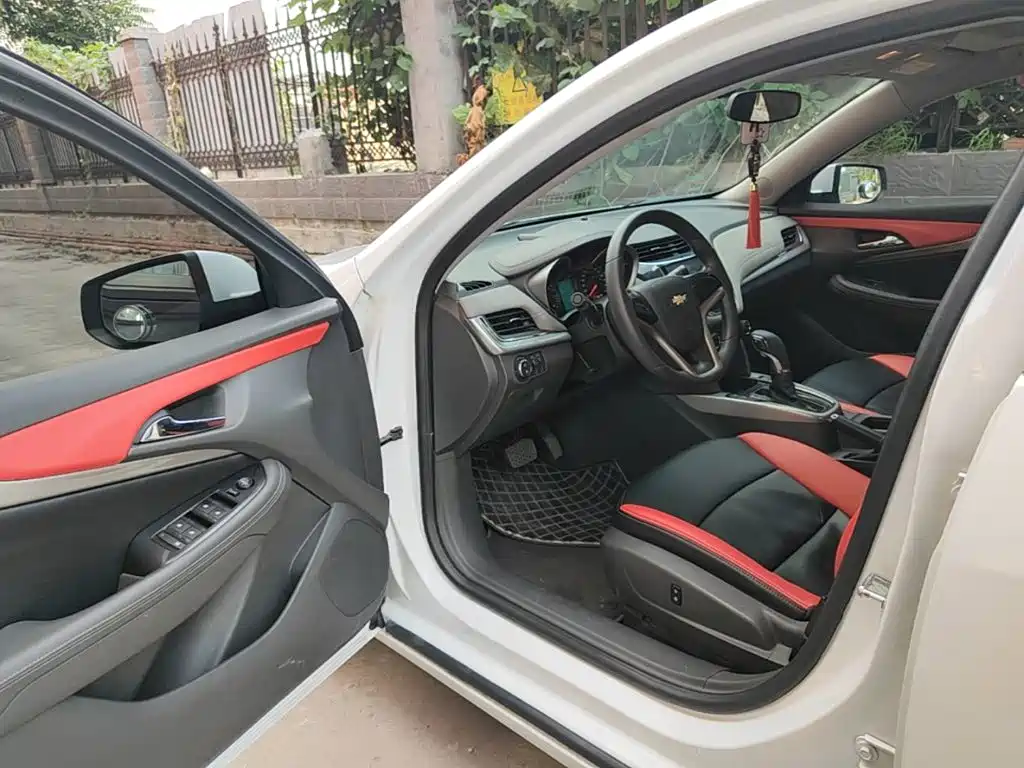 Chevrolet Malibu — миниатюра 16