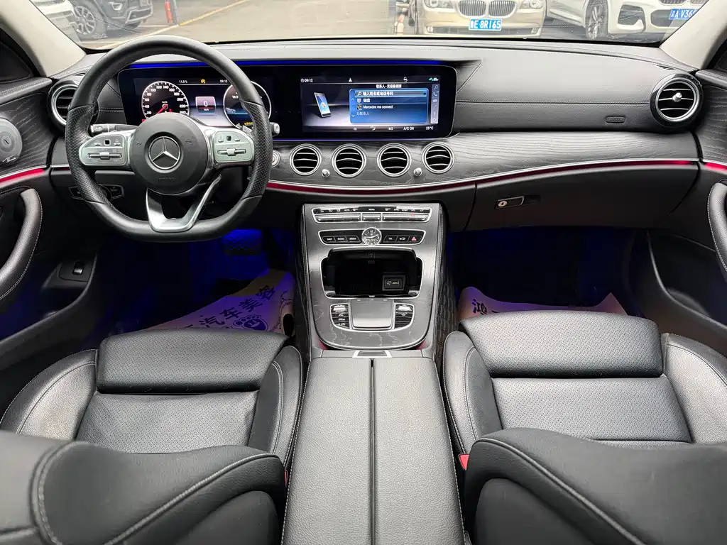 MERCEDES-BENZ E CLASS