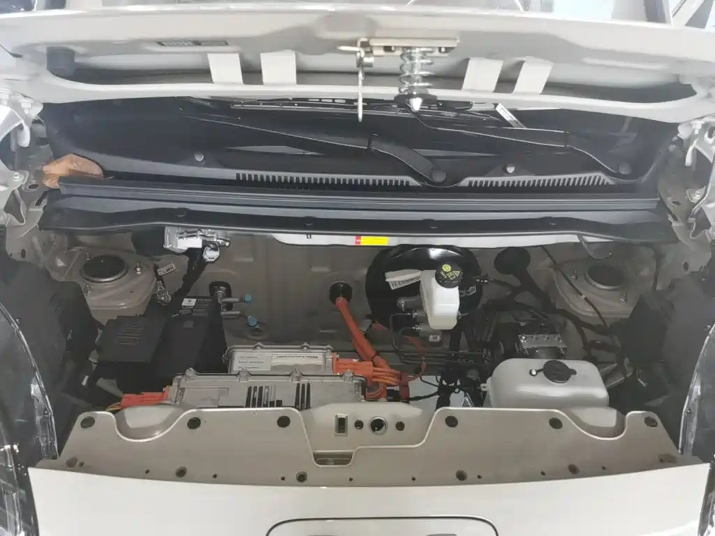 Wuling MINIEV — миниатюра 20