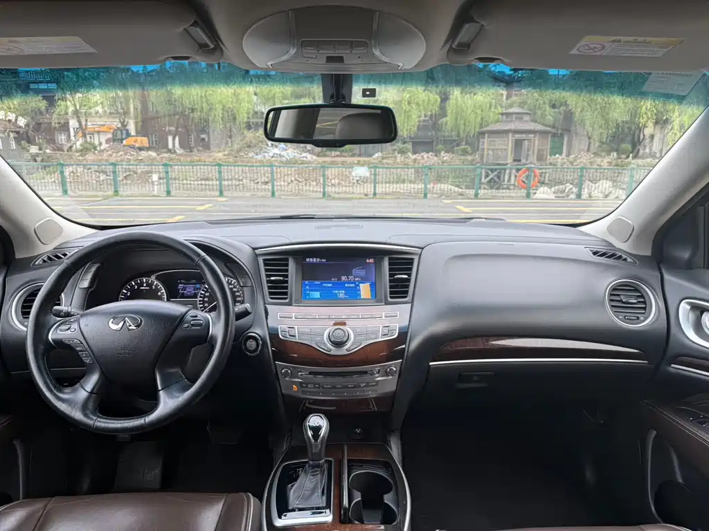 Infiniti QX60 2016 2.5 S/C Hybrid V