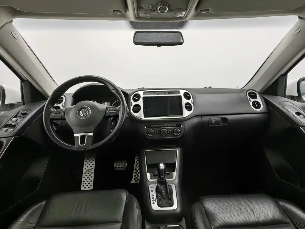 Volkswagen Tiguan — миниатюра 5