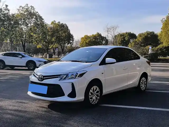 TOYOTA VIOS