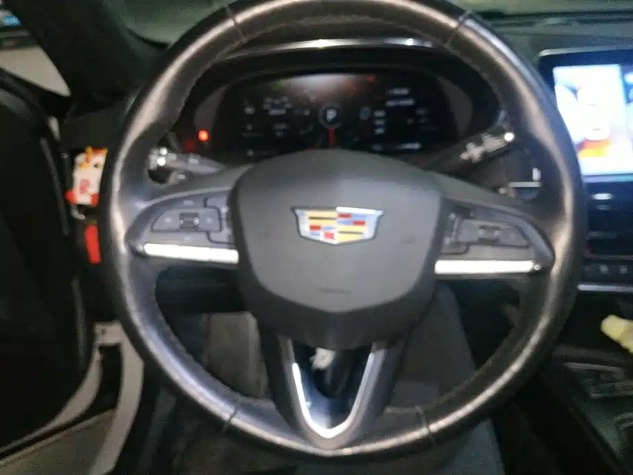 Cadillac CT5 — миниатюра 15