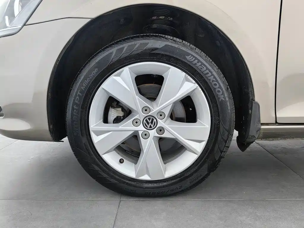 Volkswagen Bora — миниатюра 17