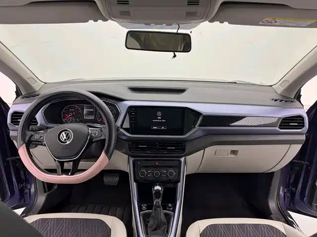 Volkswagen T-Cross — миниатюра 3