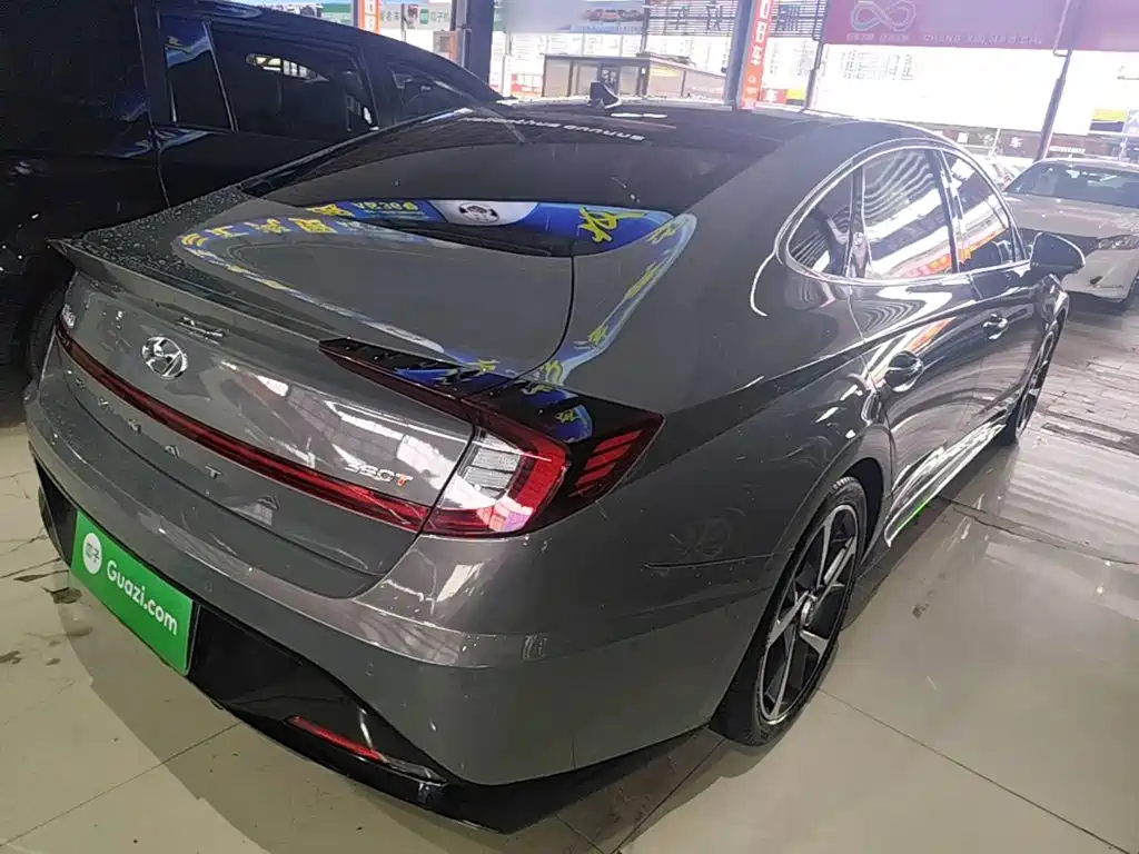 Hyundai Sonata — миниатюра 7