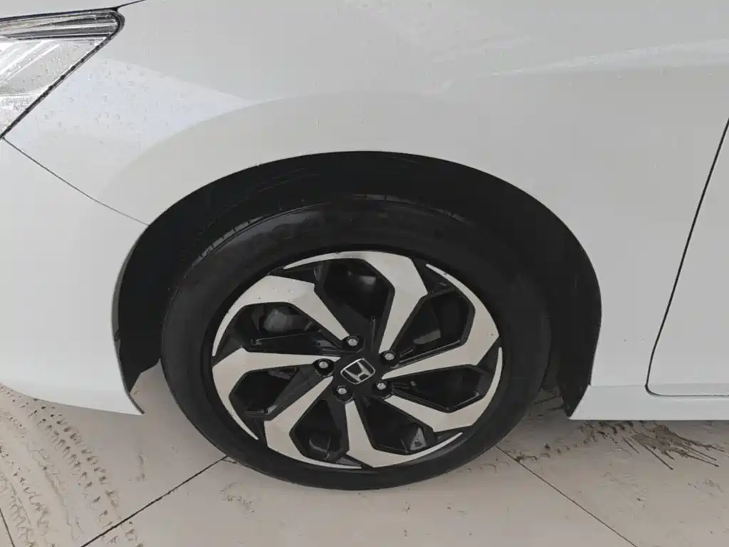 Honda Accord — миниатюра 25