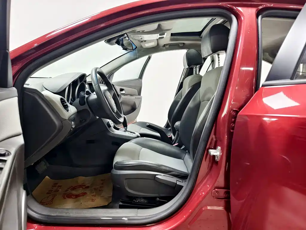 Chevrolet Cruze — миниатюра 11