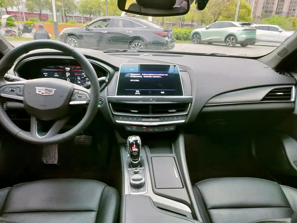 Cadillac CT5 — миниатюра 25