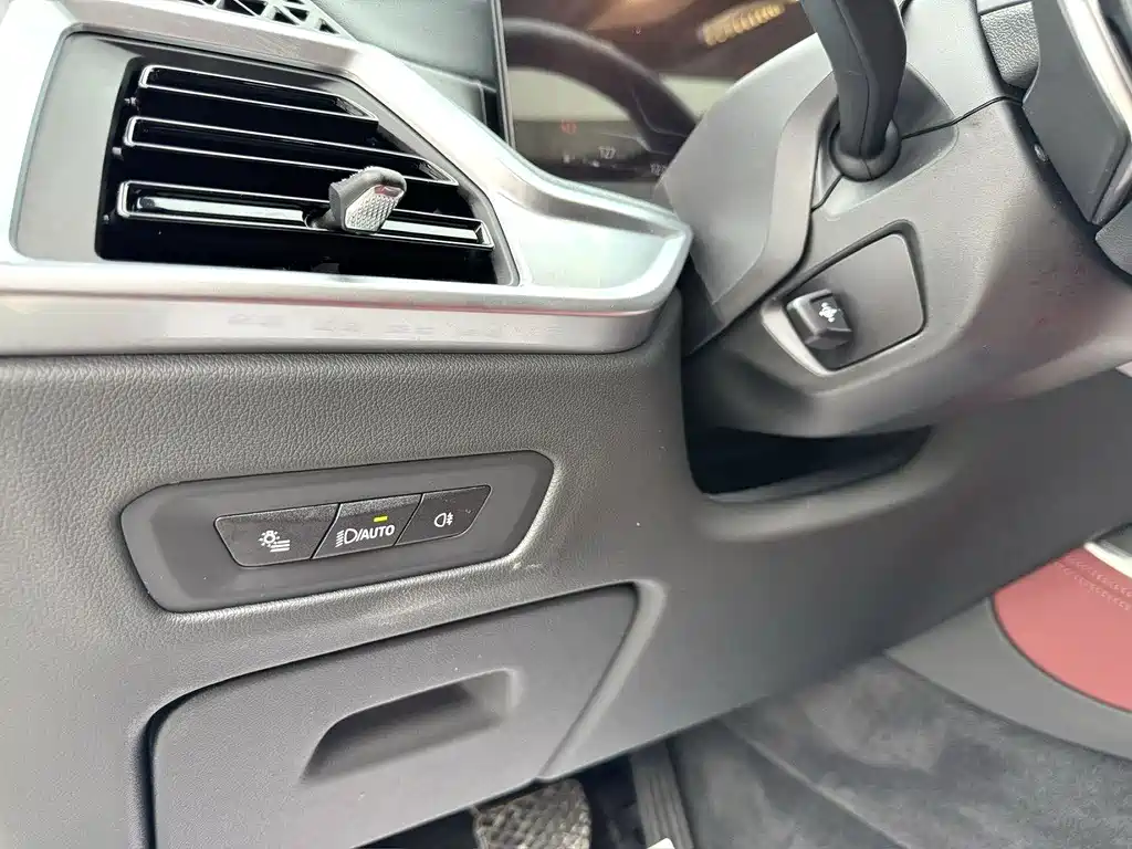 BMW X5 — миниатюра 4