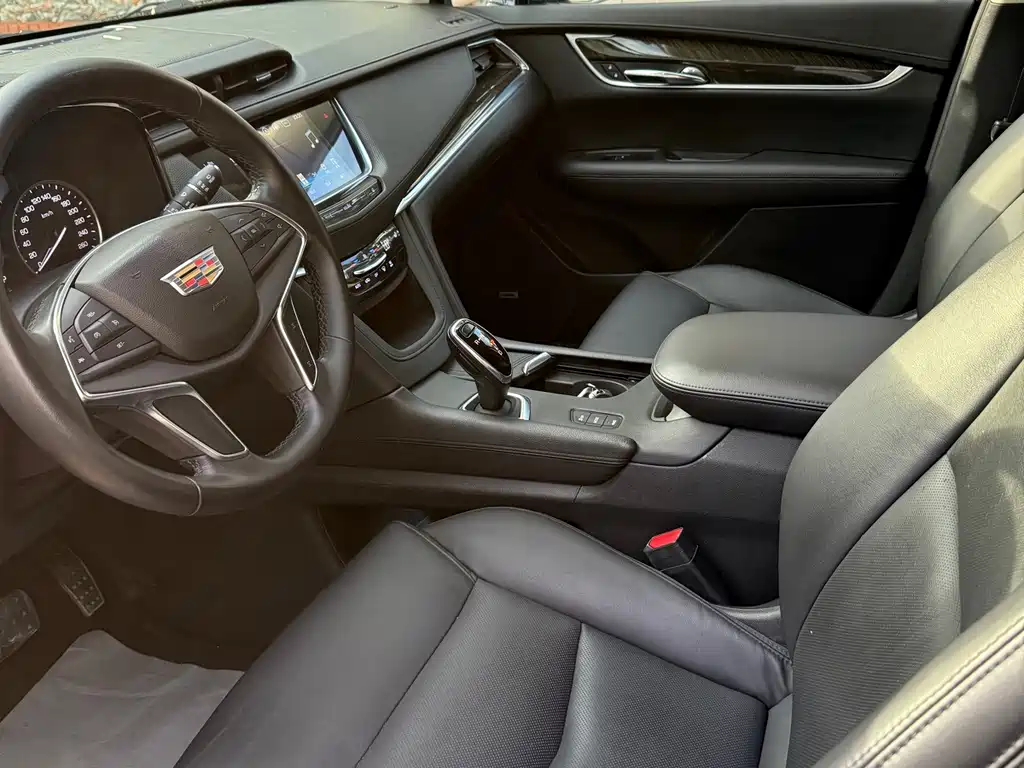 Cadillac XT5 — миниатюра 5