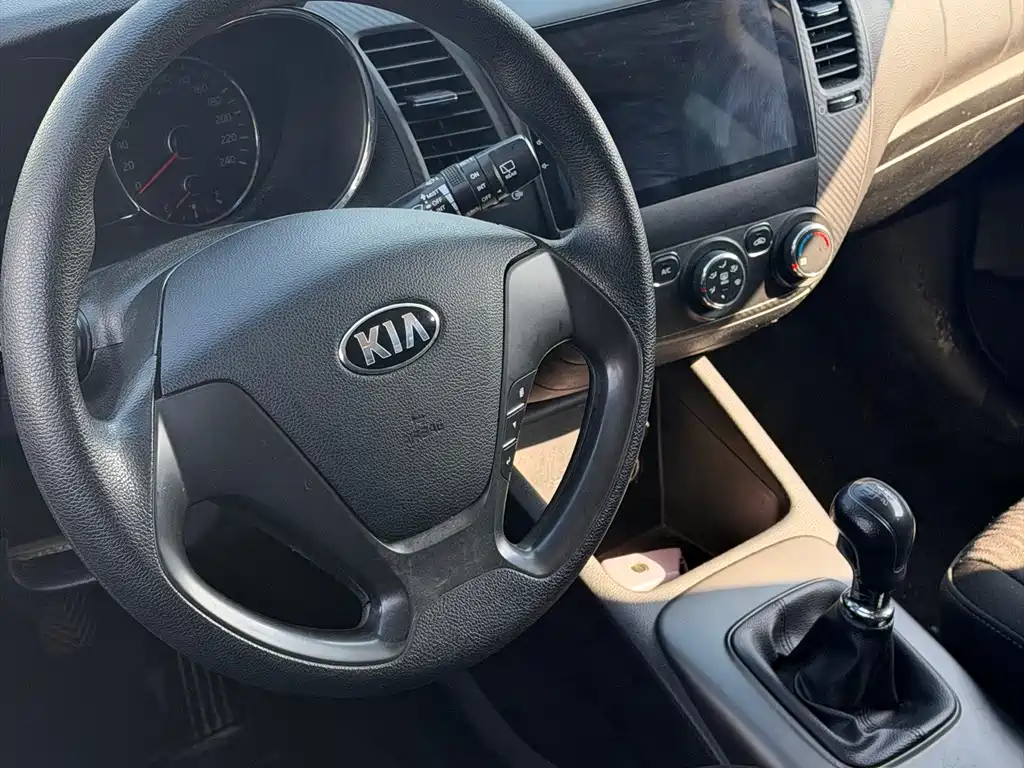 Kia K3S — миниатюра 16