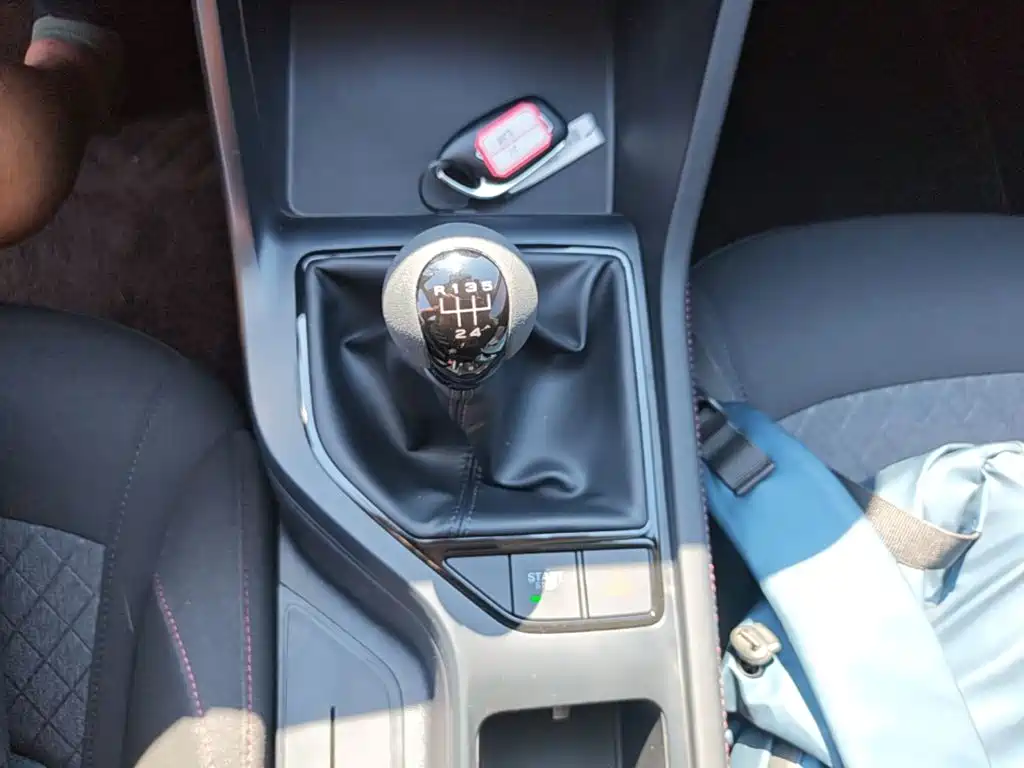 Roewe i5 2023 1.5L MT
