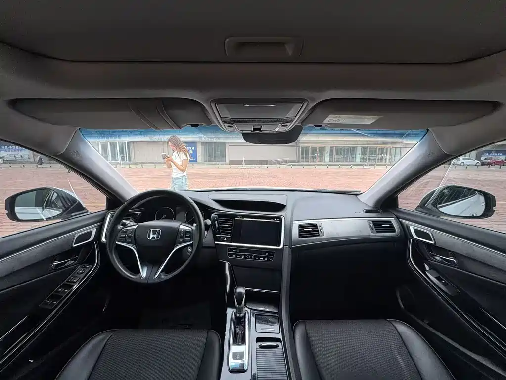Honda Spirior 2017 2.0L