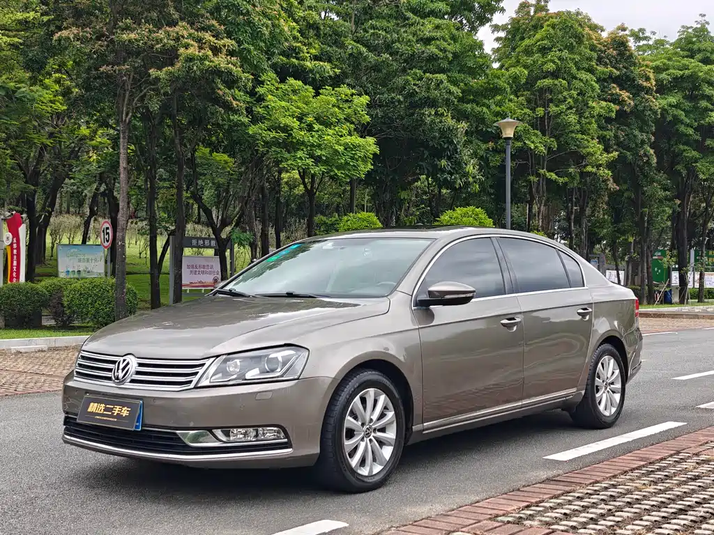 Volkswagen Magotan 2016