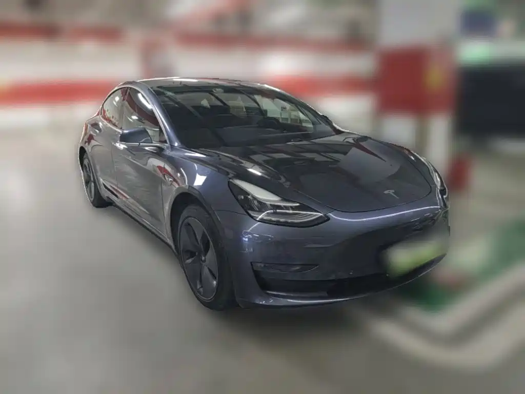 Tesla Model 3 — миниатюра 7