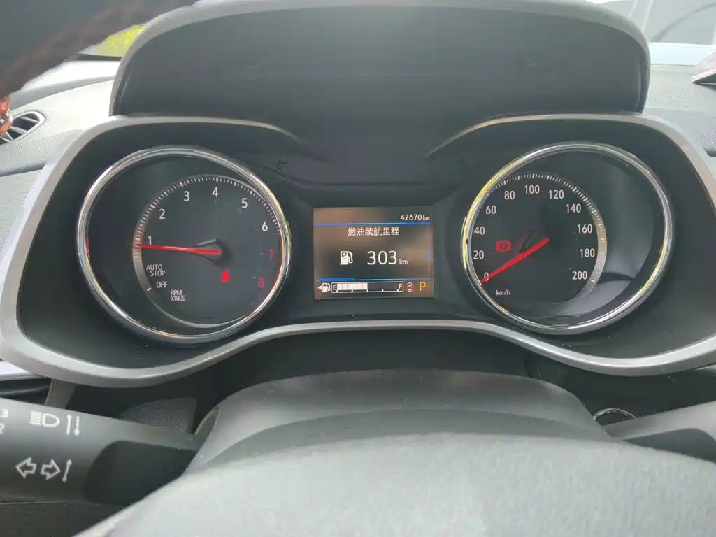 Chevrolet Trax — миниатюра 12