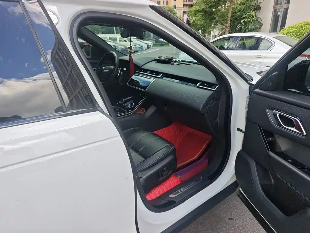 Land Rover Velar — миниатюра 19