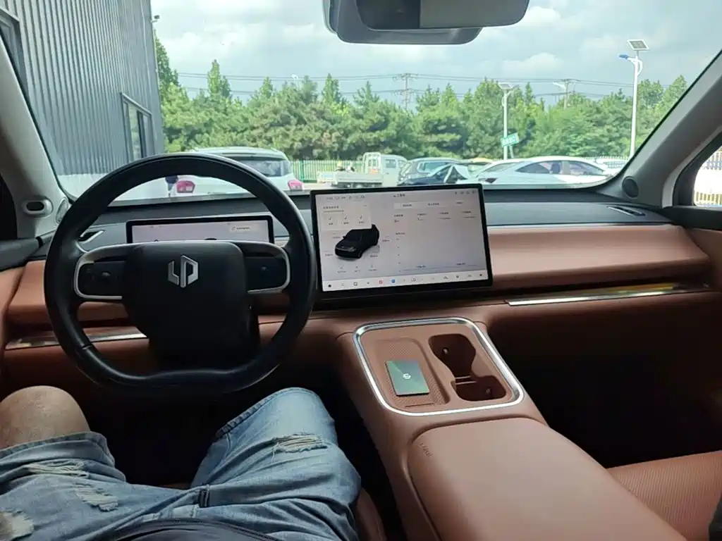 Leapmotor Leapmotor C16 — миниатюра 10