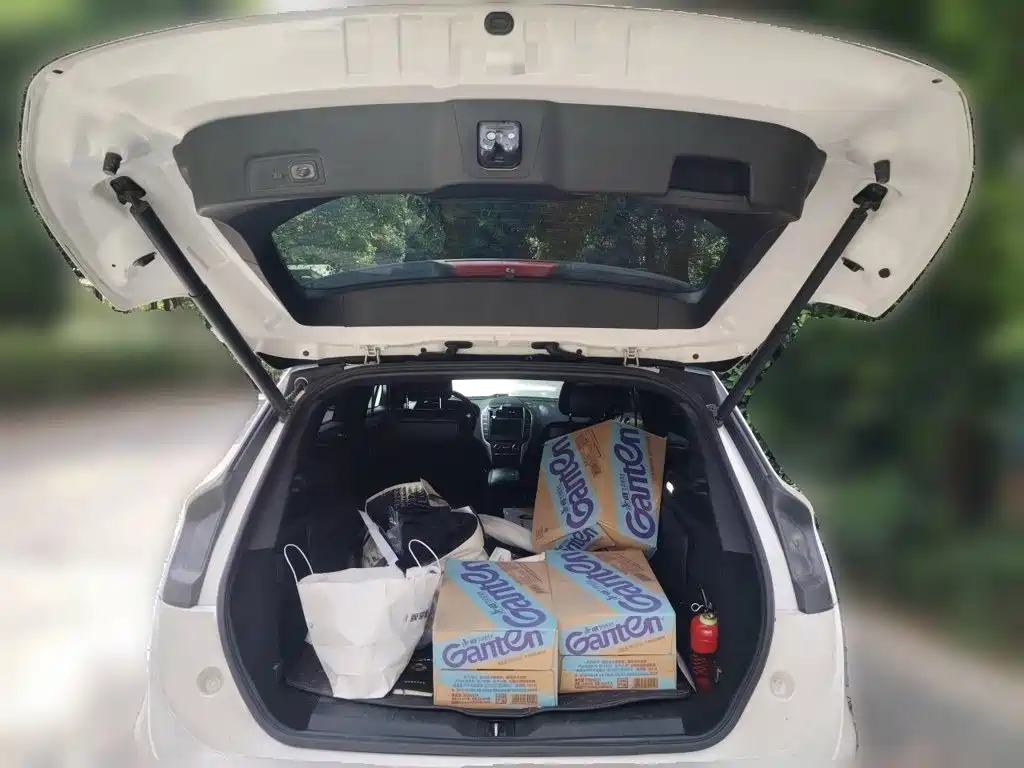 Lincoln MKC — миниатюра 15