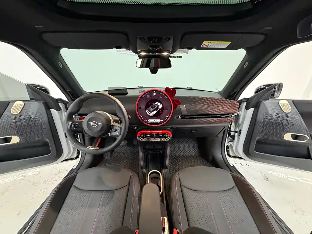 Mini JCW 2025 JOHN COOPER WORKS