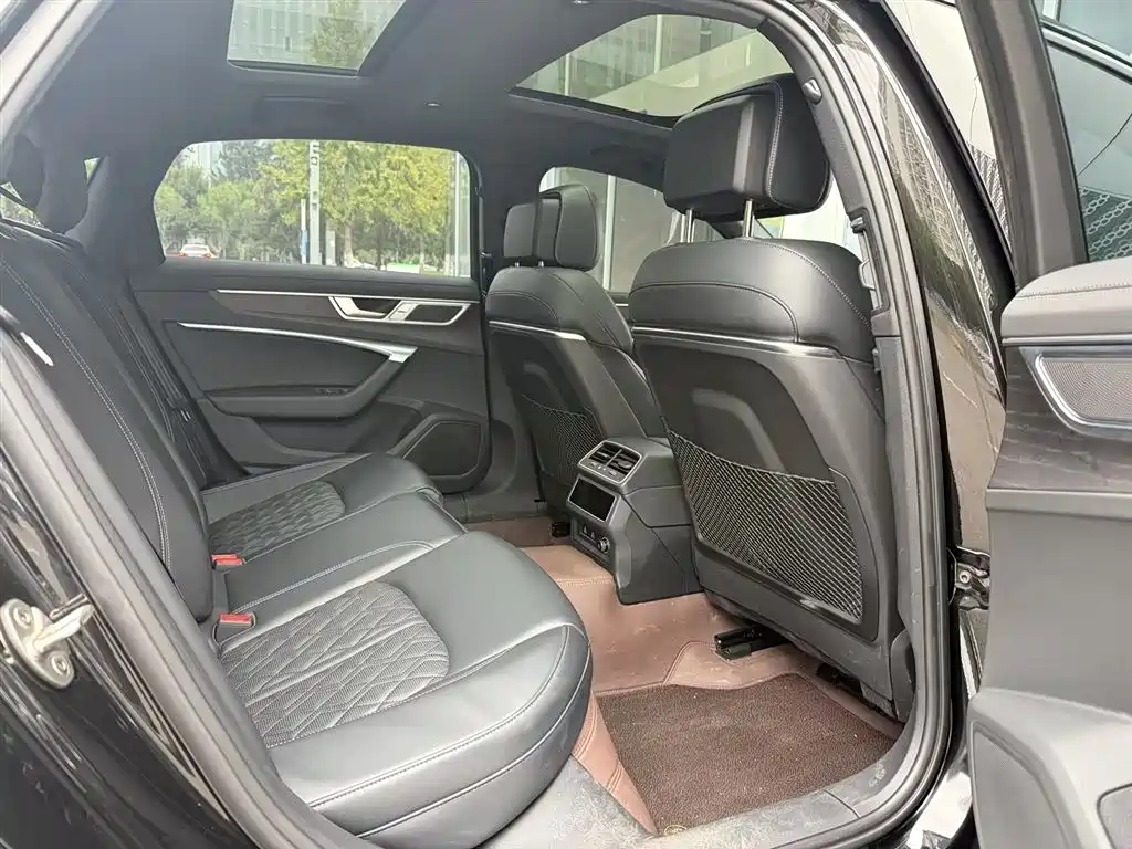 Audi A6L — миниатюра 11