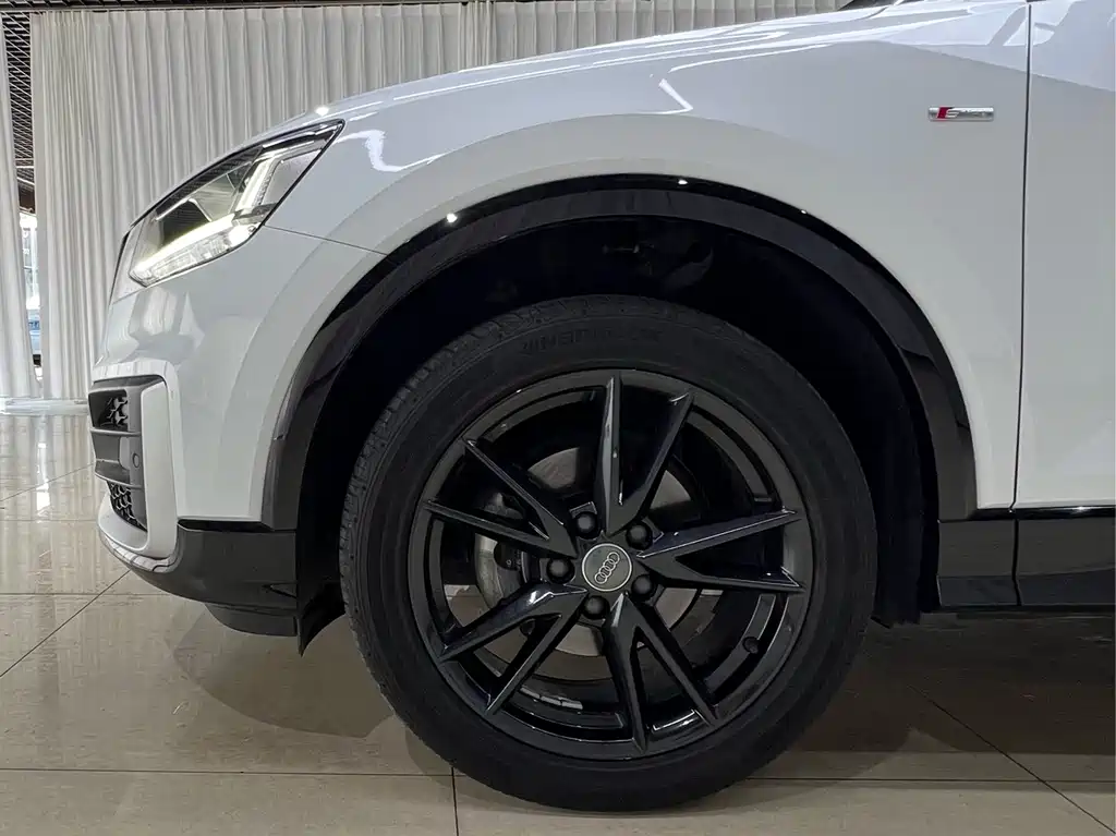 Audi Q2L — миниатюра 21