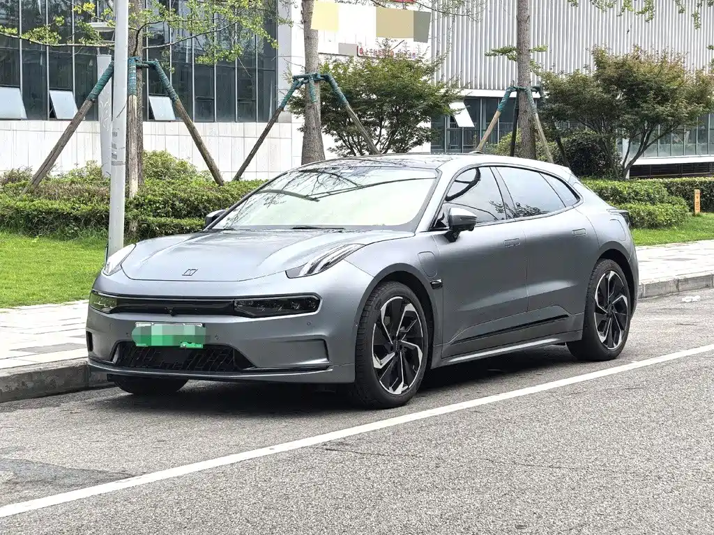 Zeekr 001