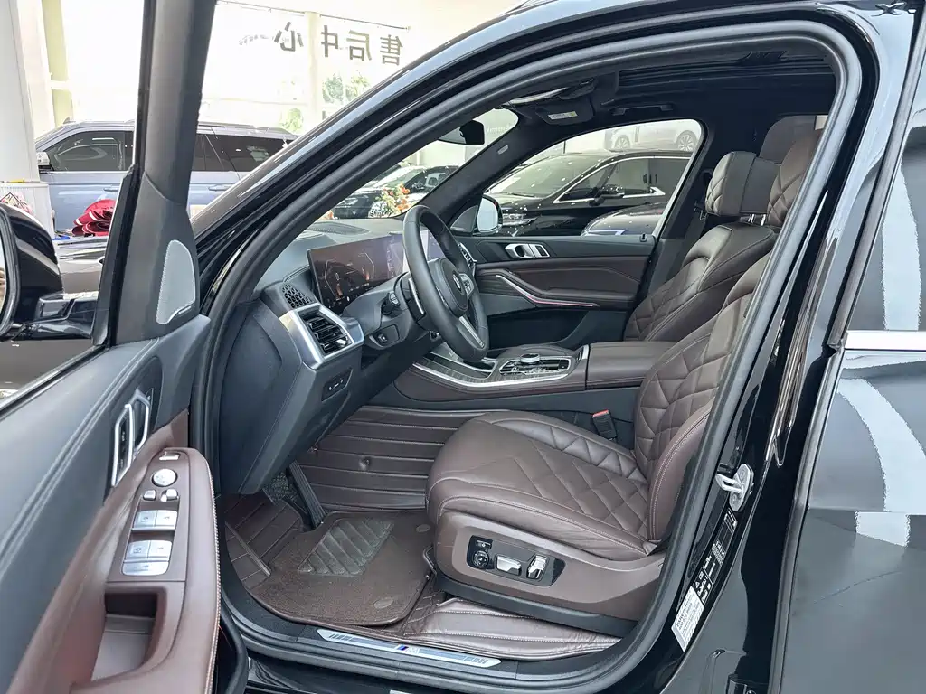 BMW X5 — миниатюра 13