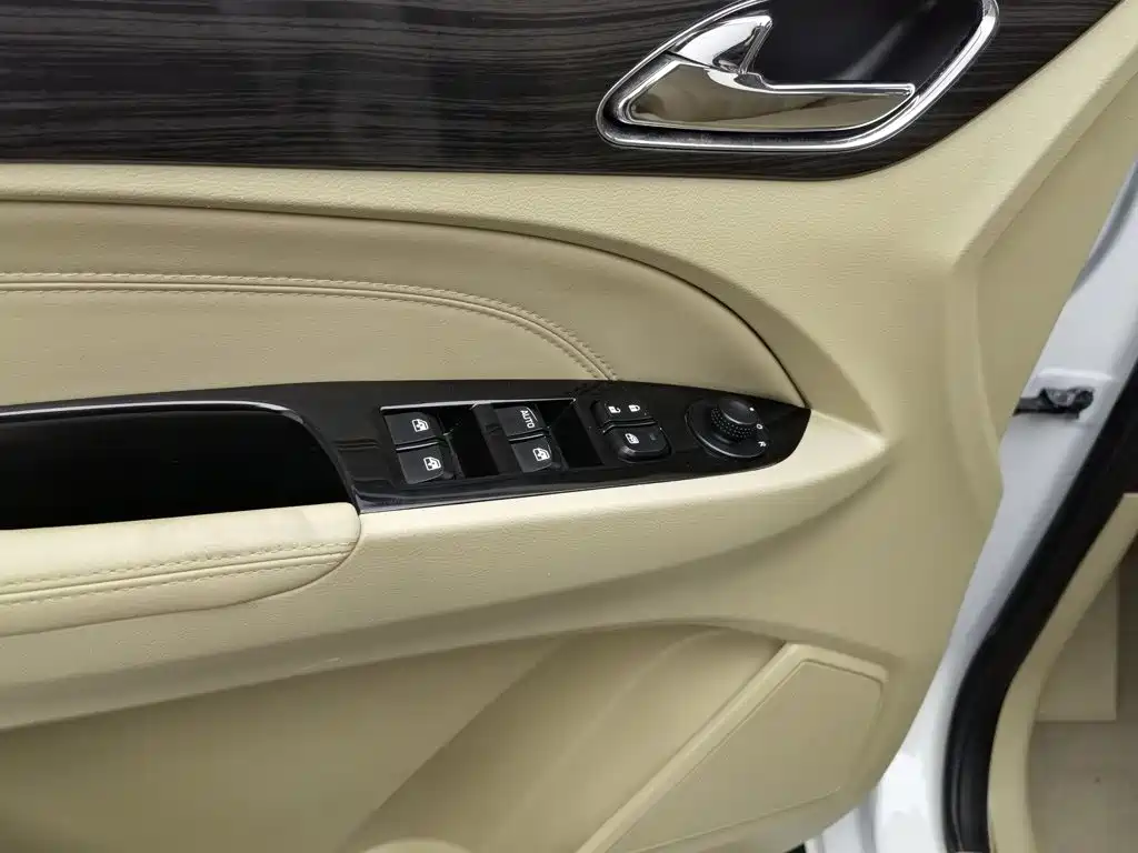 Baojun 730 — миниатюра 9
