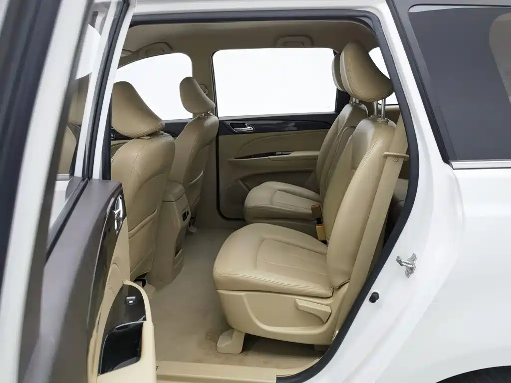 Baojun 730 — миниатюра 15