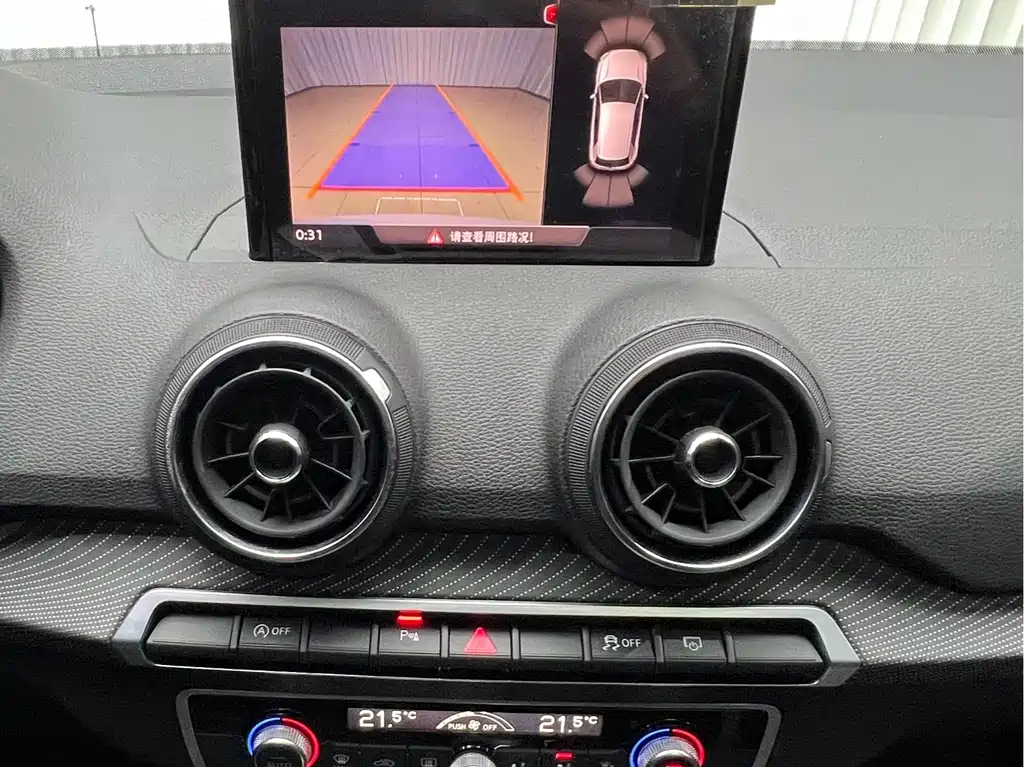 Audi Q2L — миниатюра 15