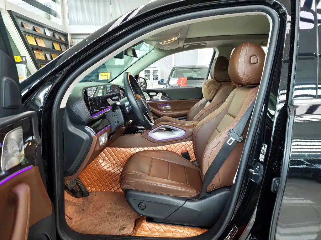 Mercedes-Benz GLE (Import) — миниатюра 12