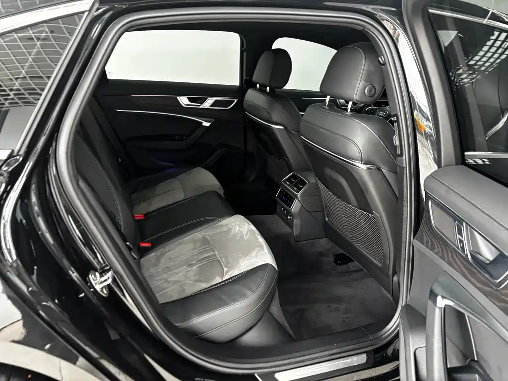 Audi A6L — миниатюра 21