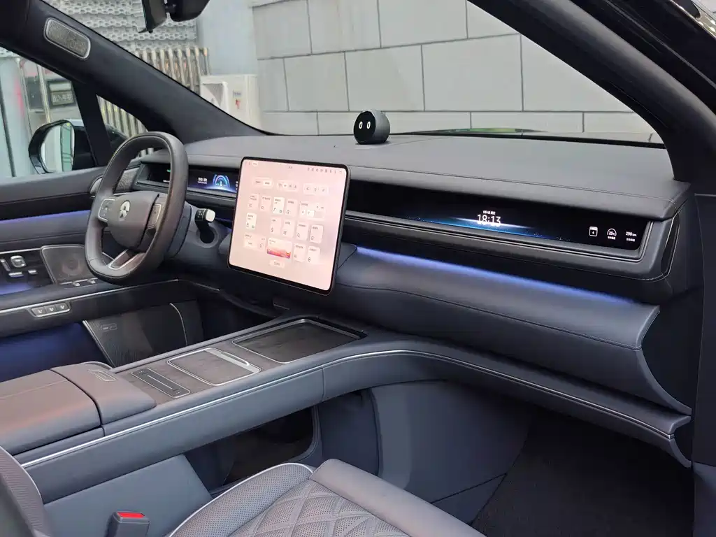 NIO ES8 — миниатюра 11