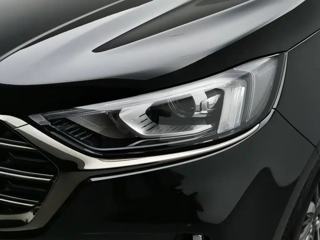 Ford Edge — миниатюра 7