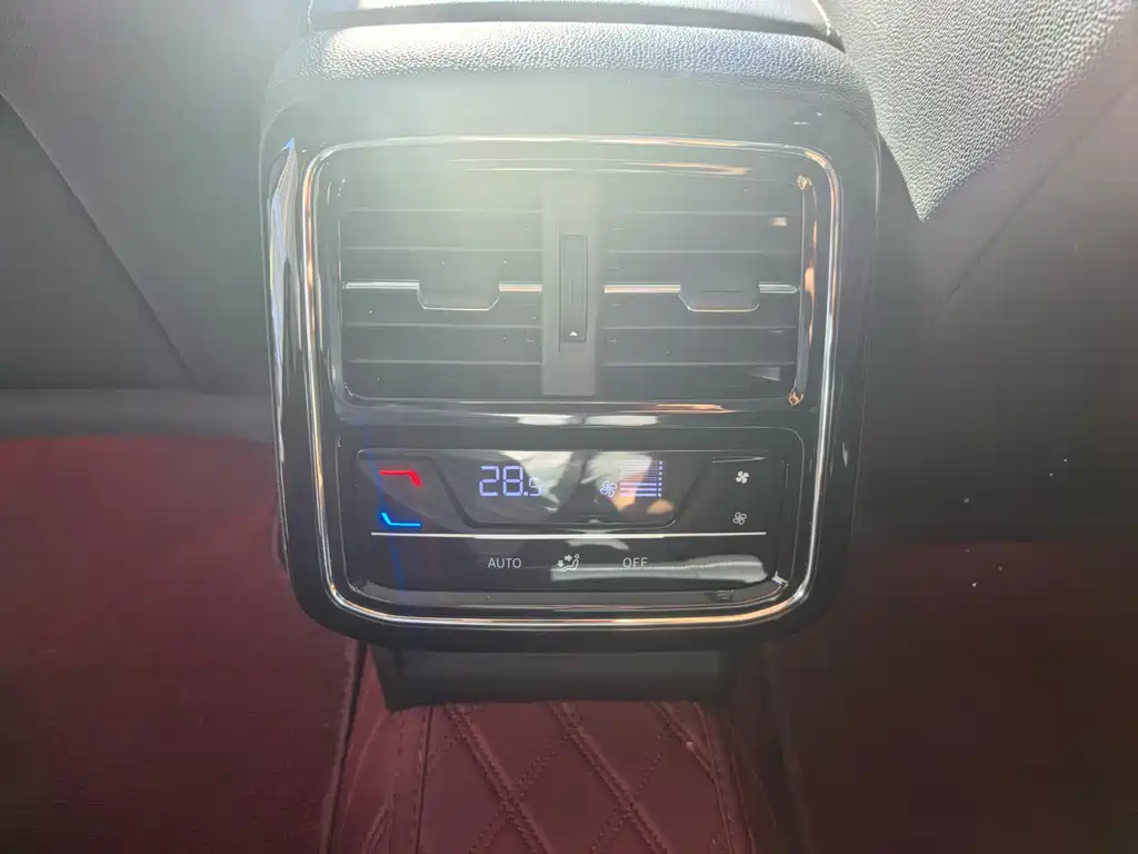 Volkswagen Passat — миниатюра 14